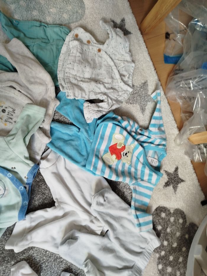 Lot vêtements naissance - photo numéro 4