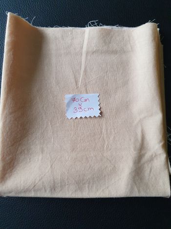 Tissu jaune coton 70x39cm