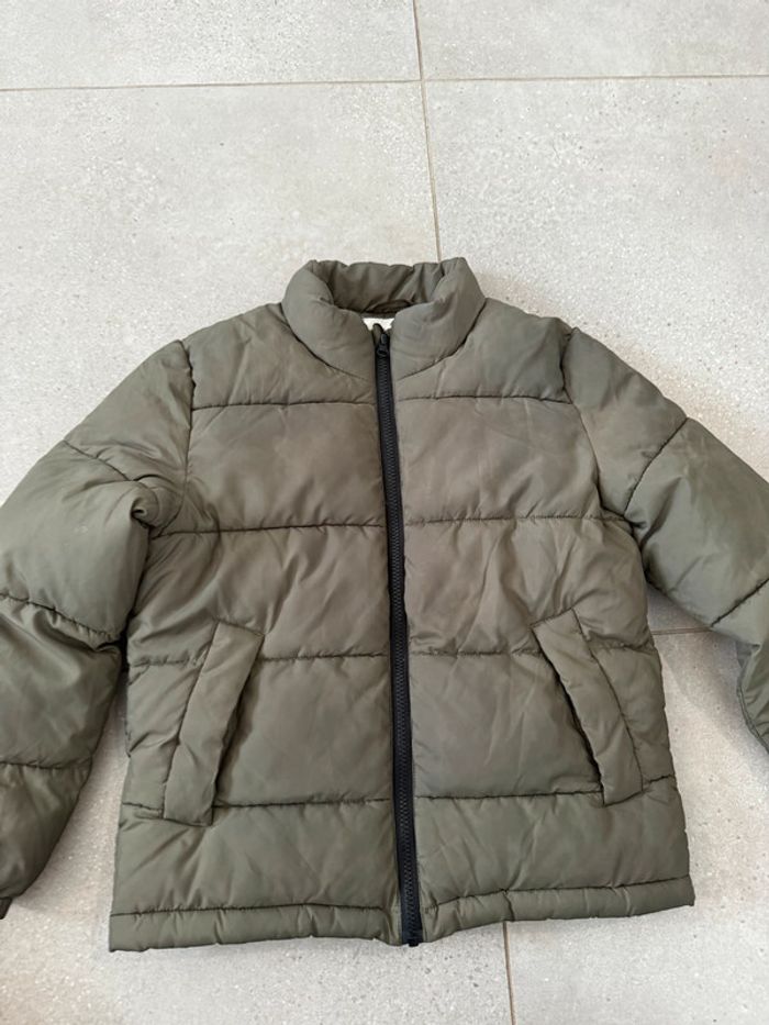 Doudoune verte H&M, bon état, taille 140cm 9/10ans,