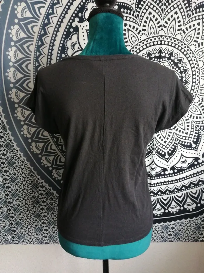 Tee-shirt gris foncé basique col v / camaïeu / (S) - photo numéro 4