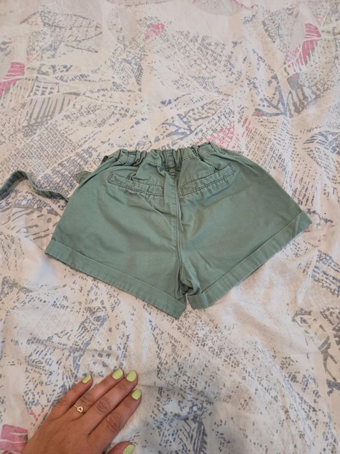 Short fille kaki taille 4ans kiabi - photo numéro 2