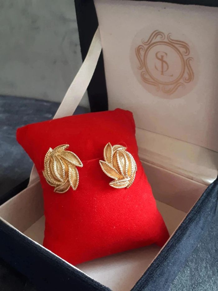 Boucle d'oreille vintage plaqué or