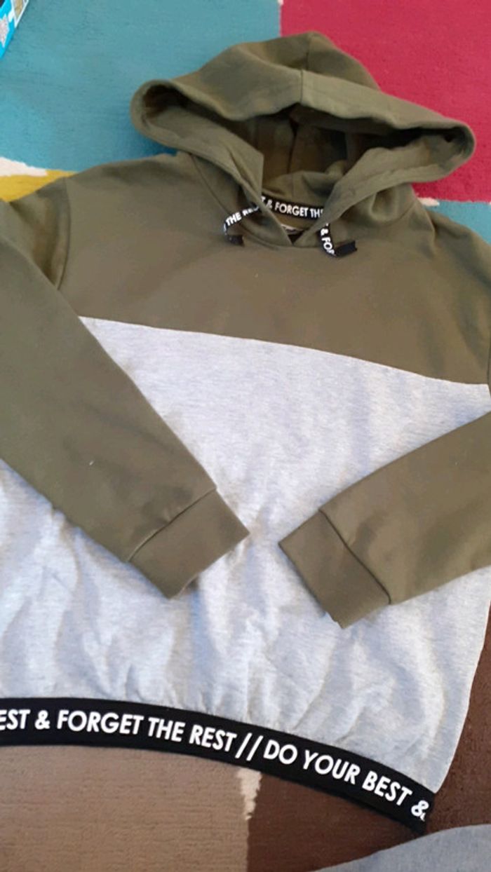 Sweat capuche kaki gris - photo numéro 2