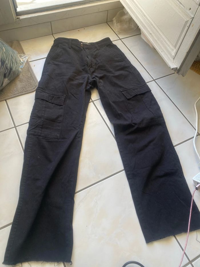 Pantalon, cargo noir, stradivarius, taille 34
