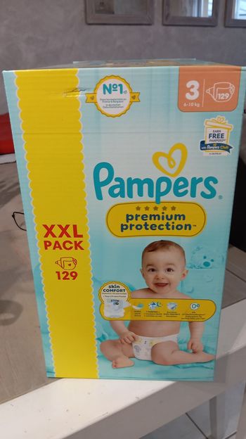 Carton xxl 129 couches Pampers premium protection taille 3