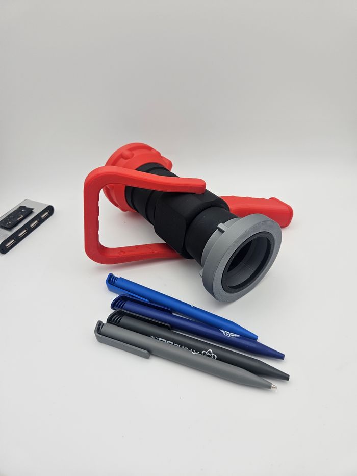 Pot a crayon Lance pompier - photo numéro 3