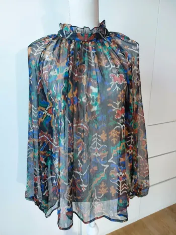 Magnifique blouse en voile