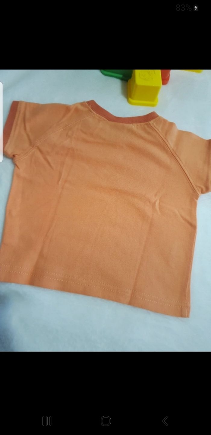 T.shirt bébé taille 6 mois - photo numéro 3