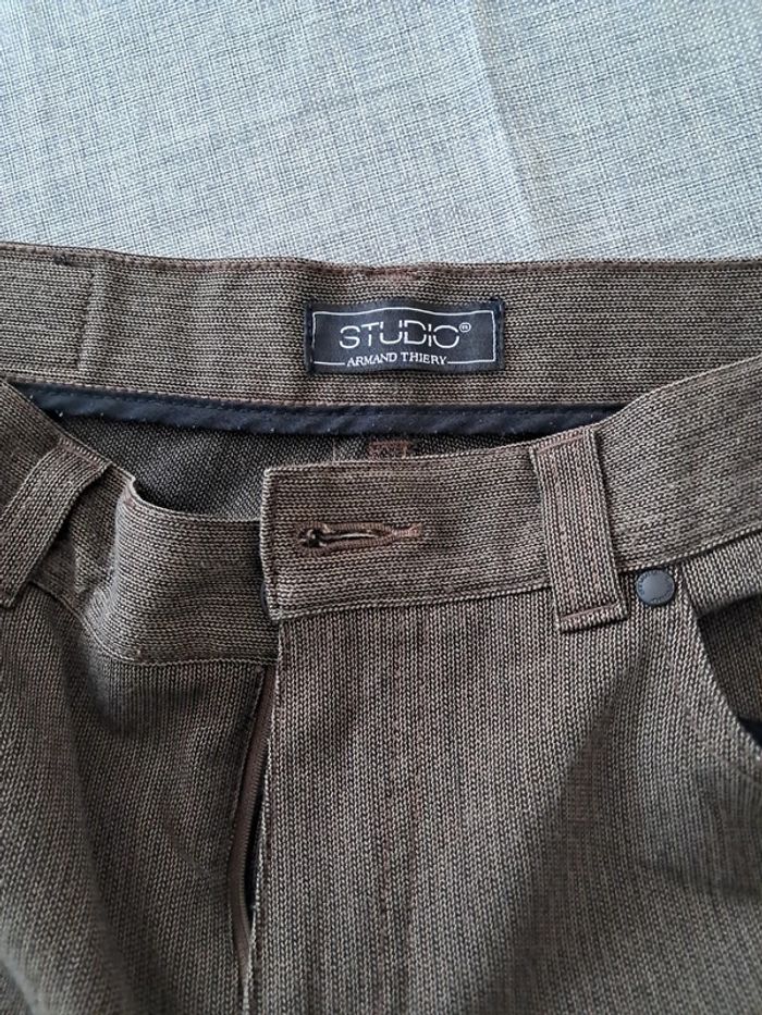 Pantalon - Taille 42 - Armand Thiery - photo numéro 2