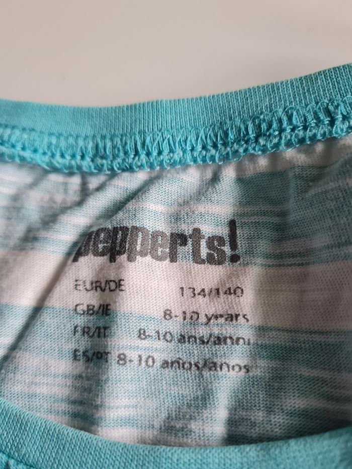 lot 5 hauts t-shirts fille 8 ans - photo numéro 2