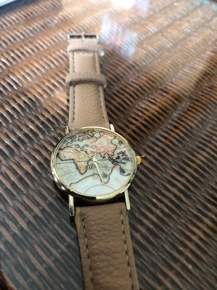 Montre - photo numéro 2