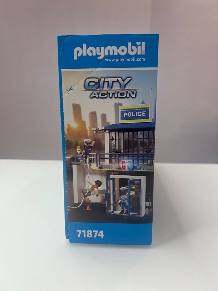 Playmobil 71874 City Action Poste de Police avec Salle de recherches - photo numéro 3