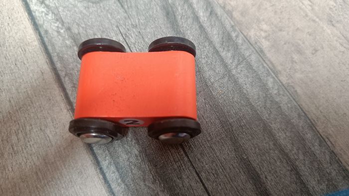 J'Adore - Piste de Course et 4 Voitures en Bois - photo numéro 5