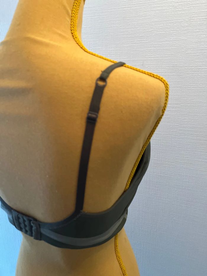 Soutien gorge de sport - photo numéro 6