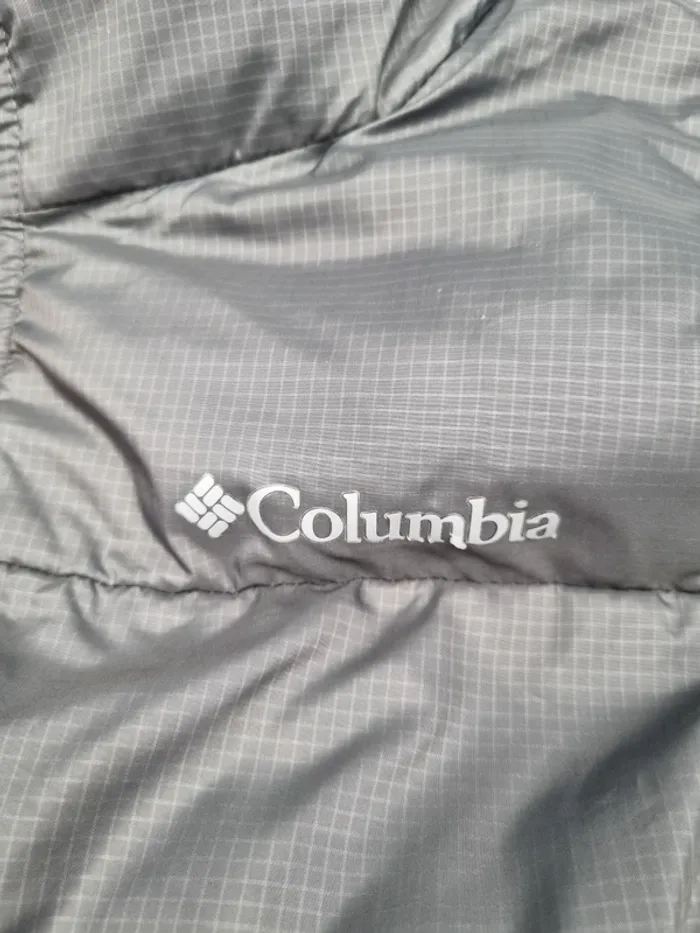 Doudoune Columbia grise taille M Femme (mesures en photos) - photo numéro 5