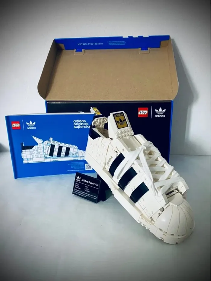 LEGO Icons 10282 - Adidas Original Superstar - Complet avec boîte et Notice