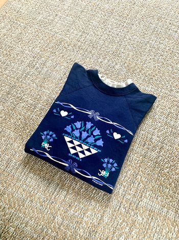 Sweat crewneck double col motif relief floral brindar design made in usa