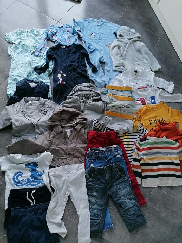 Lot 23-24 mois 2 ans