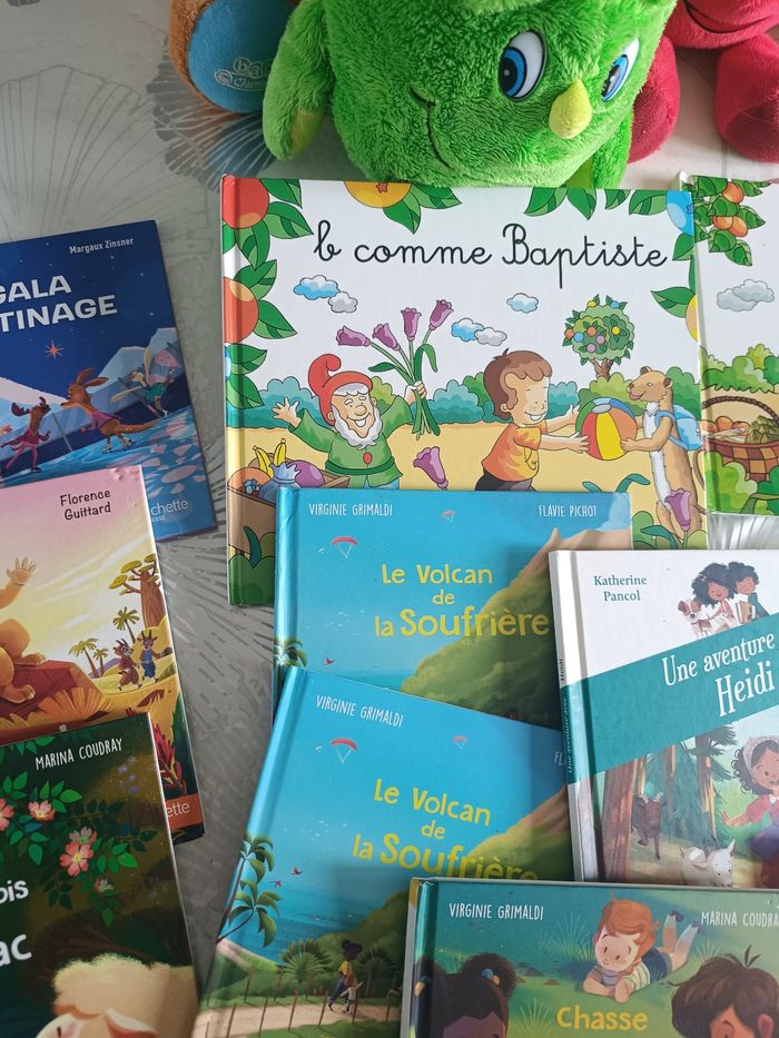 Lot divers peluches  livres - photo numéro 6