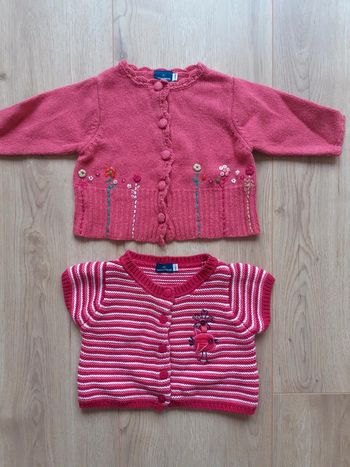 Lot de 2 gilets fille 6 mois