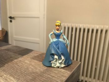 Figurine cendrillon disney