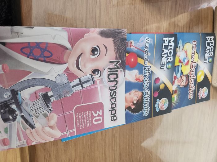 Lot microscope et kits chimie - photo numéro 2