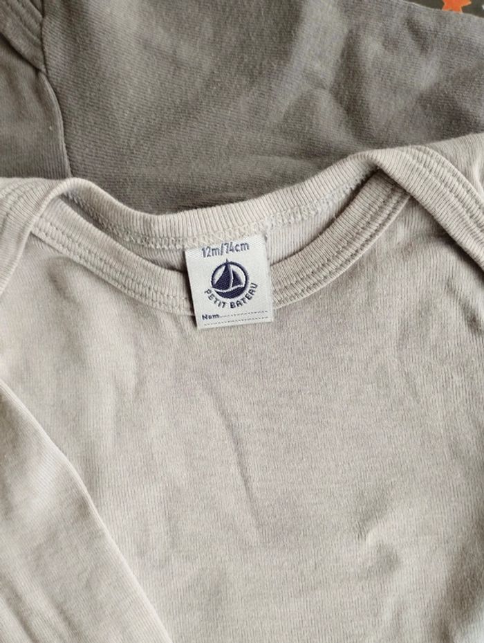 Lot body petit bateau - photo numéro 3