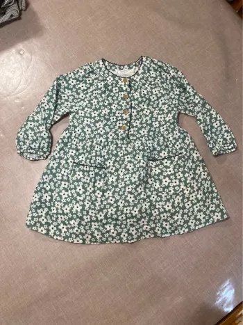 Robe bébé Bout’chou BIO fleurie verte et blanche – coton doublé – 12 mois
