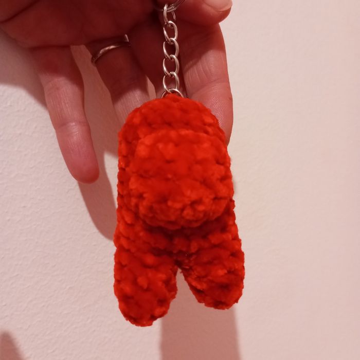 Porte-clés Among Us au crochet - photo numéro 4
