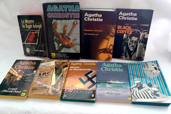 Lot de 9 romans d'Agatha Christie