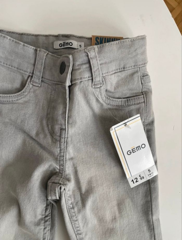 Jean skinny neuf gris taille 6 ans Gemo - photo numéro 3