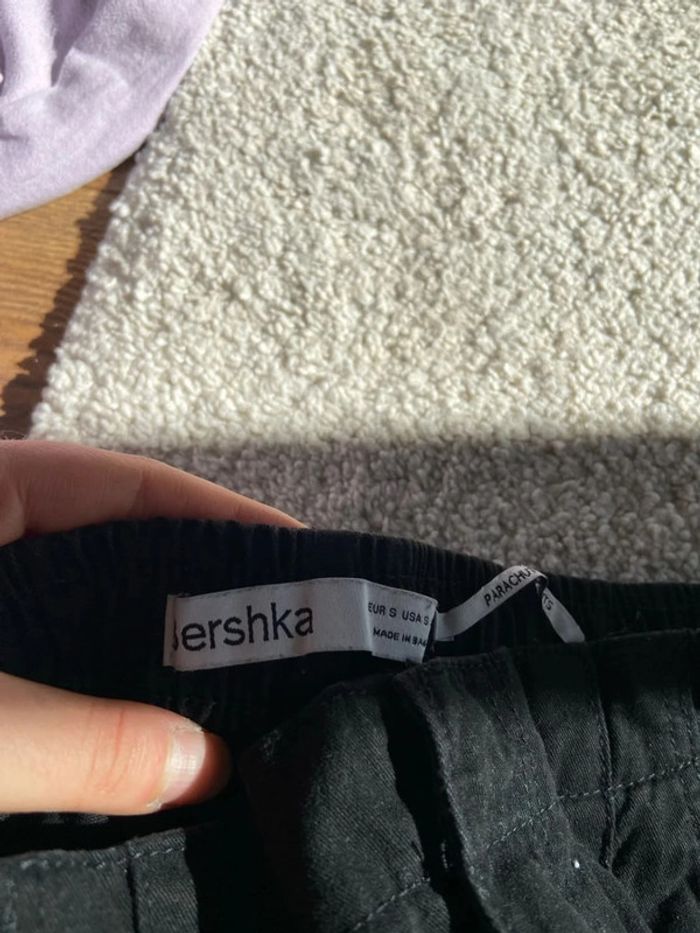 Pantalon en coton parachute noir Bershka Taille S - photo numéro 3