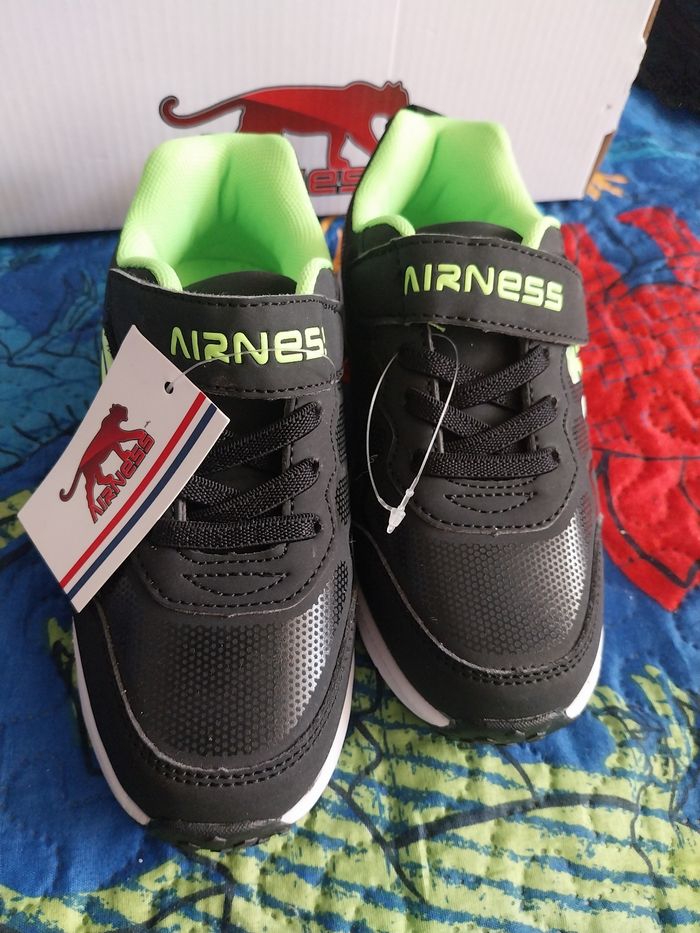 Baskets airness 29 neuves