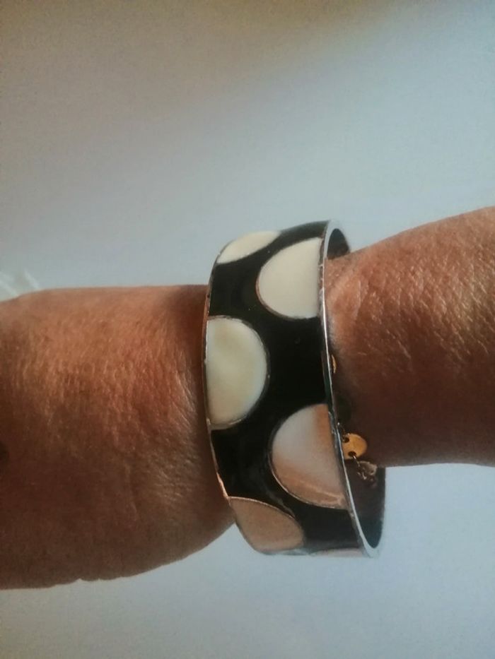 🌸Bracelet jonc noir et blanc émail Seventies "Vintage" 🌸 - photo numéro 4