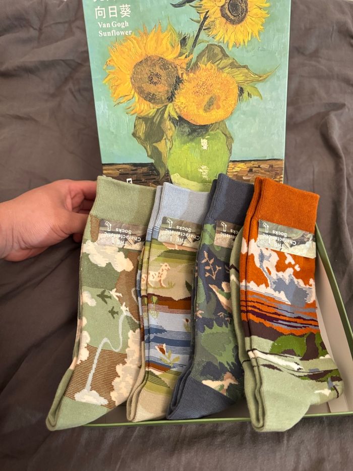 COFFRET CHAUSSETTES VAN GOTH - photo numéro 2