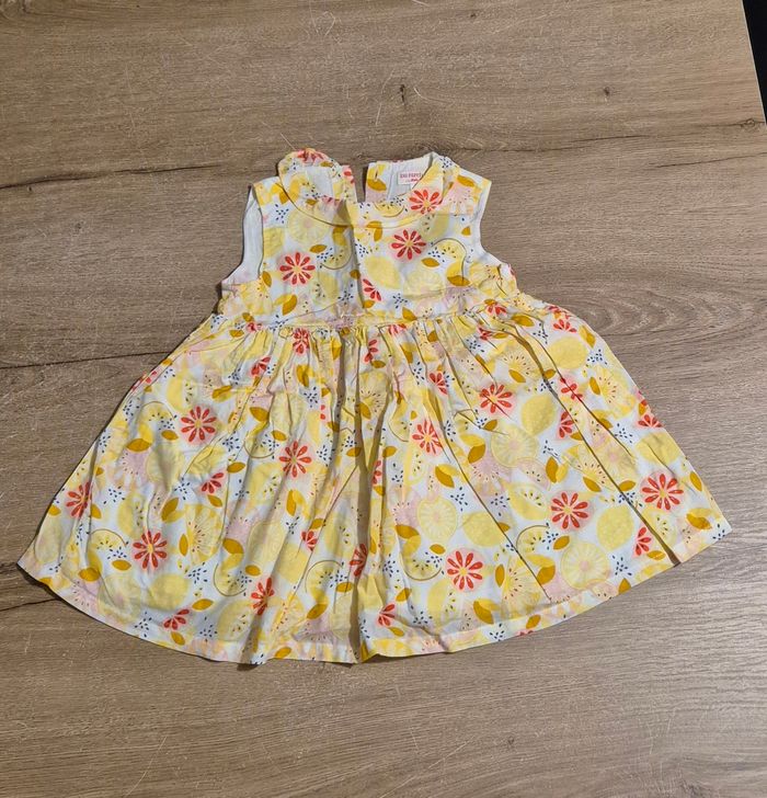 Robe DPAM 18 mois 🍋🌸 - photo numéro 1