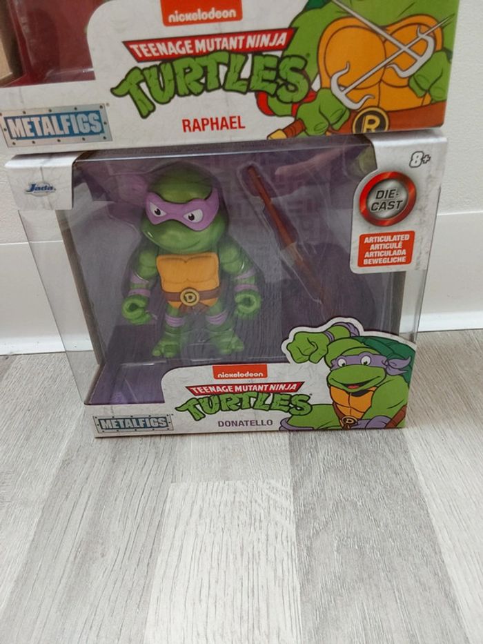 Tortues Ninja Metalfigs - Raphaël et Donatello - photo numéro 3