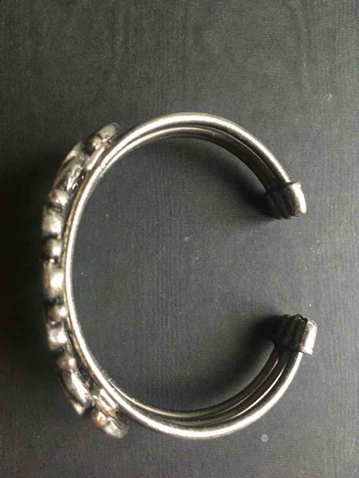 Bracelet manchette style ethnique métal argenté émaillé vert - photo numéro 3