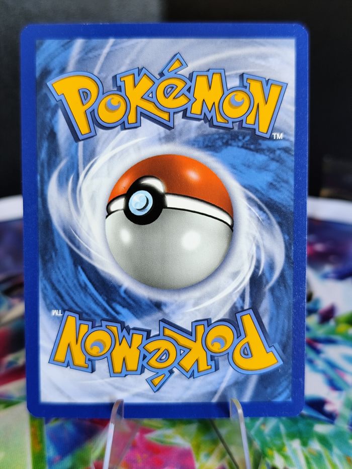 Carte pokémon neuve 🇨🇵 Morpeko Vmax 204/202 épée et bouclier EB5 - photo numéro 4