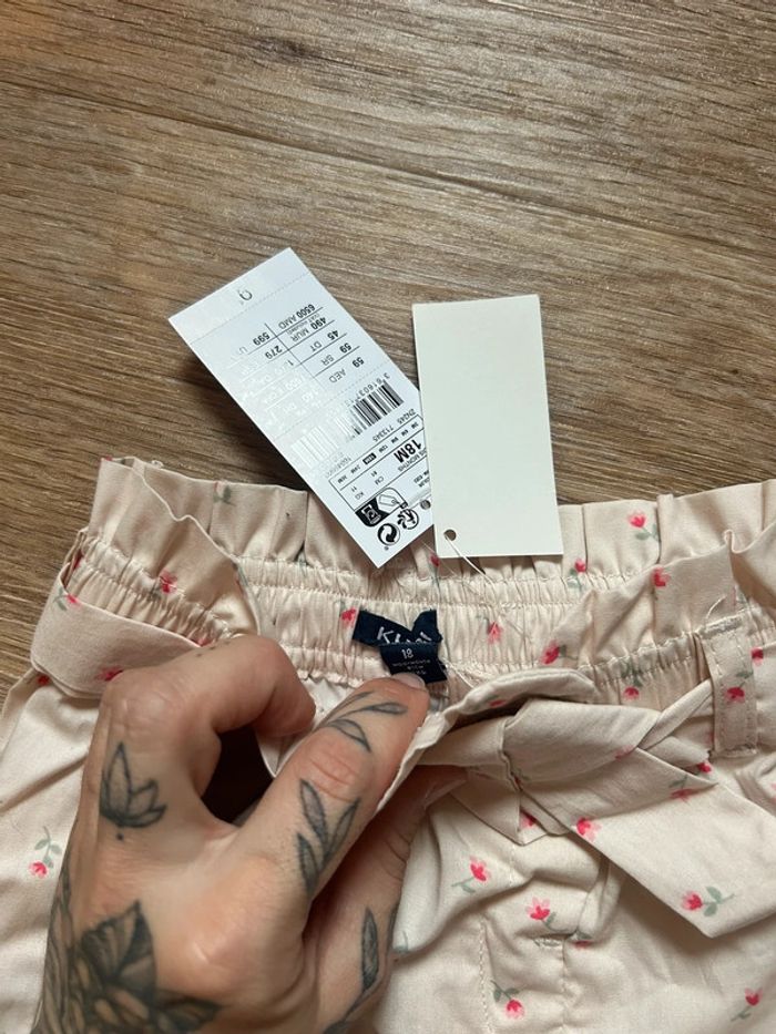 Short à fleurs - photo numéro 2