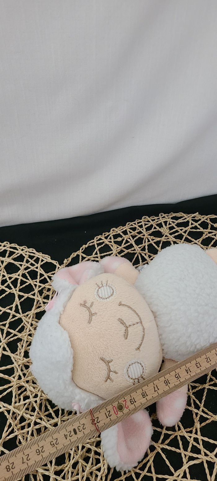 Doudou Peluche Musicale Mouton Agneau Blanc Rose Canpol Babies - photo numéro 3