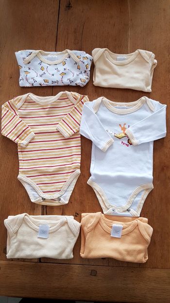 Lot 6 bodies manches longues