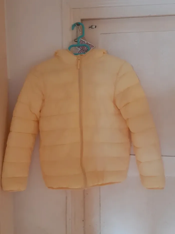 Doudoune demi saison taille 11/12 ans