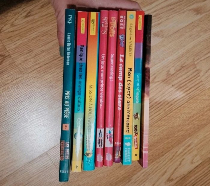 Lot de 8 livres enfant