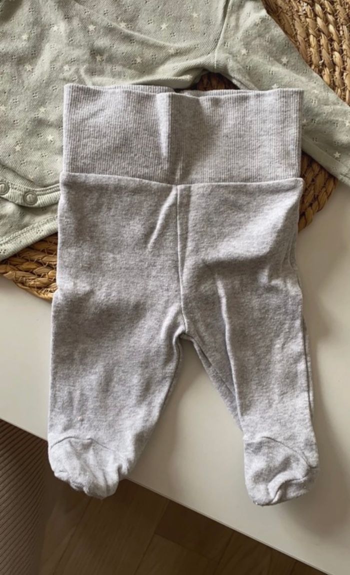 Tenue 1 mois - photo numéro 3