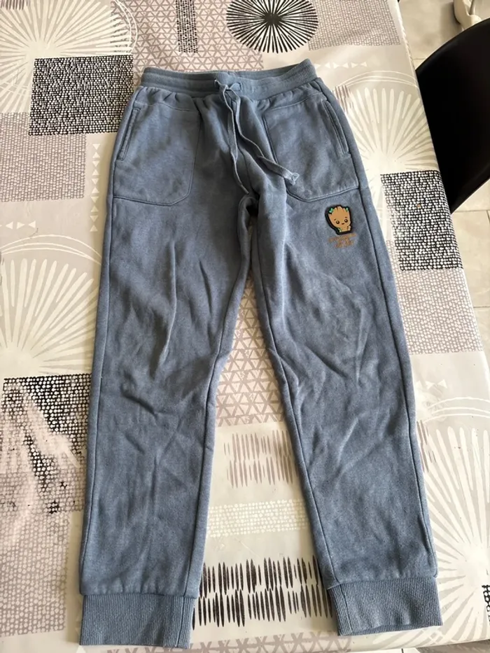 2 pantalons - photo numéro 2