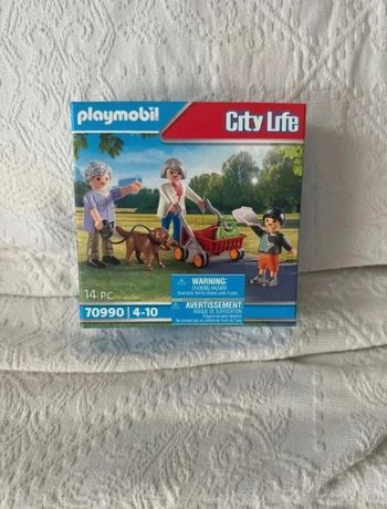Playmobil - Grands parents avec petit-fils