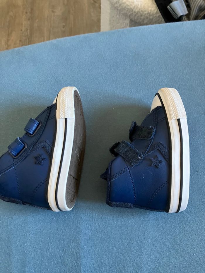 Chaussures Converse taille 20 - photo numéro 3