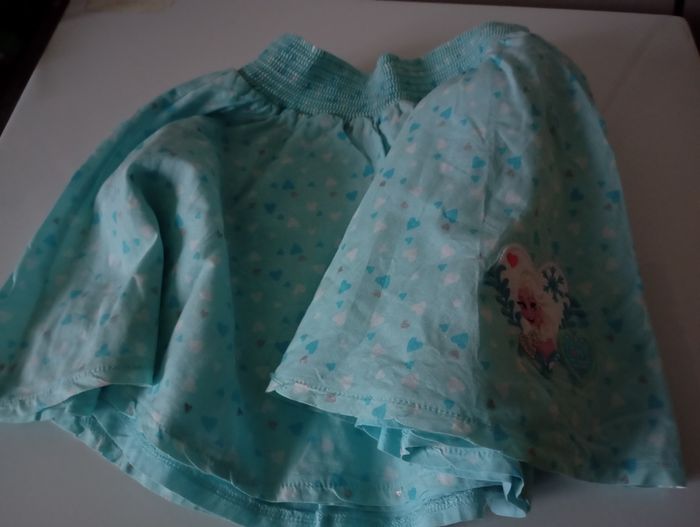 Jupe 4/5 ans. Coton bleu  turquoise blanc argenté . Disney Elsa Reine des neiges. Parfait état - photo numéro 5
