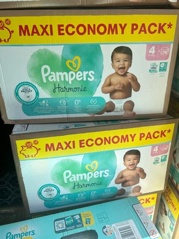  2 Packs Pampers Harmonie t4 